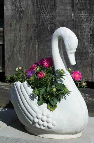 The Faraway Garden Swan is a much-loved favourite and a true showpiece planter for any garden, whether classic or contemporary, cottage or mid-century. This vintage-inspired piece creates a wonderful sense of romance and retro appe
